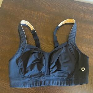 Lululemon Ta Ta Tamer Size 2